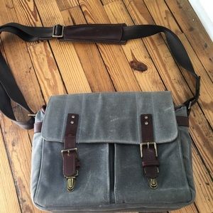 Ona camera bag